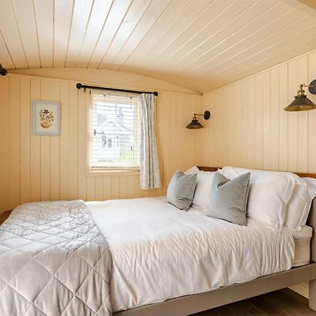 Shepherd'S Hut, บาธ ภายนอก รูปภาพ