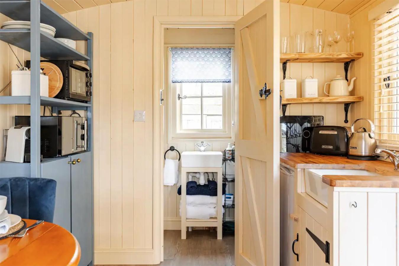 Shepherd'S Hut, บาธ ภายนอก รูปภาพ